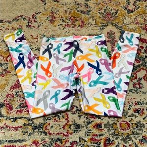 Qwazily Pants - Cancer Ribbon Leggings- White Medium NWOT Qwazily Pants - Cancer Ribbon Leggings- White Medium NWOT